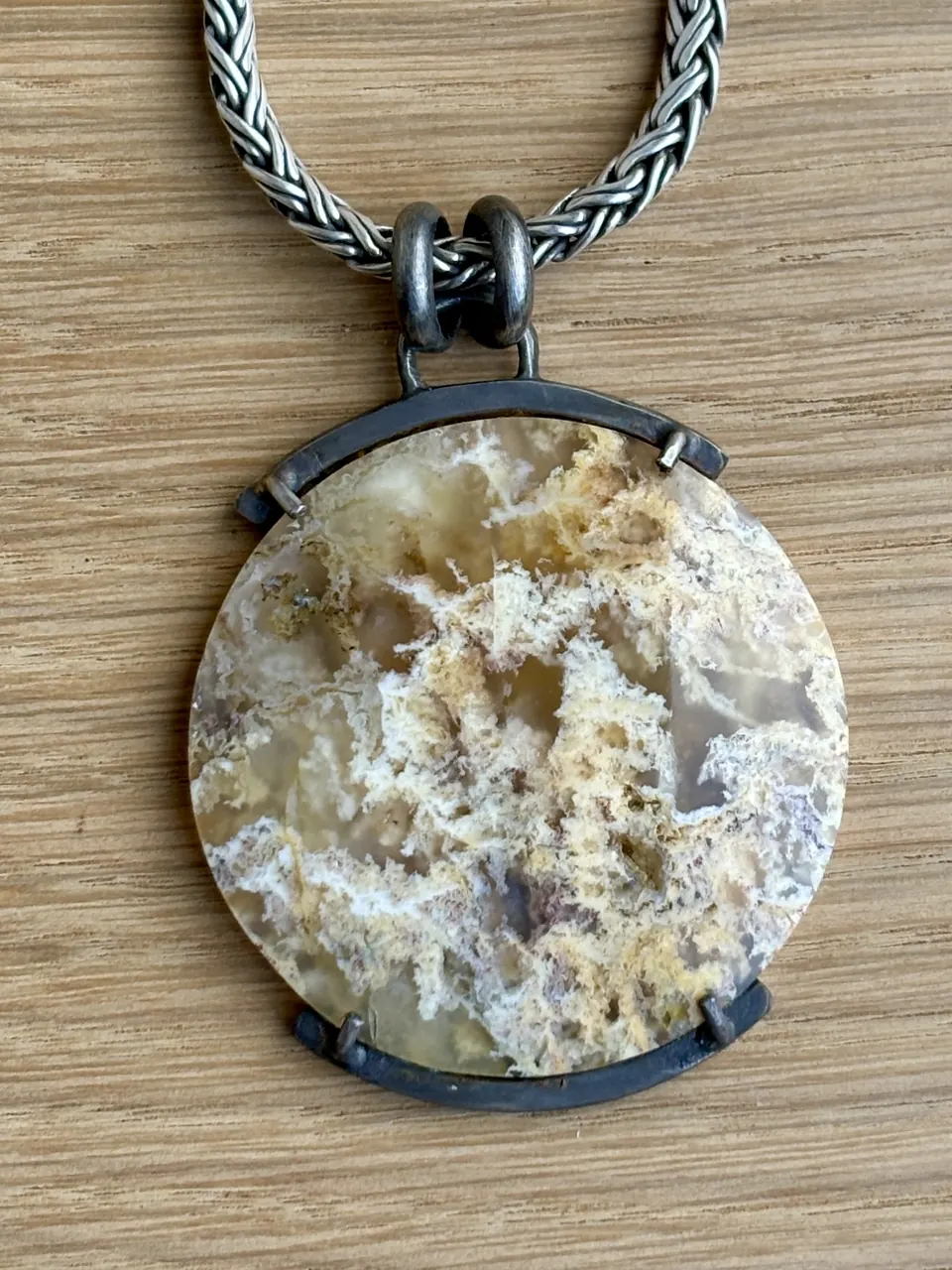 Plume Agate